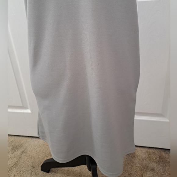 Missguided Gray Sleeveless Dress/Cover Up    Size 2 - Picture 3 of 10